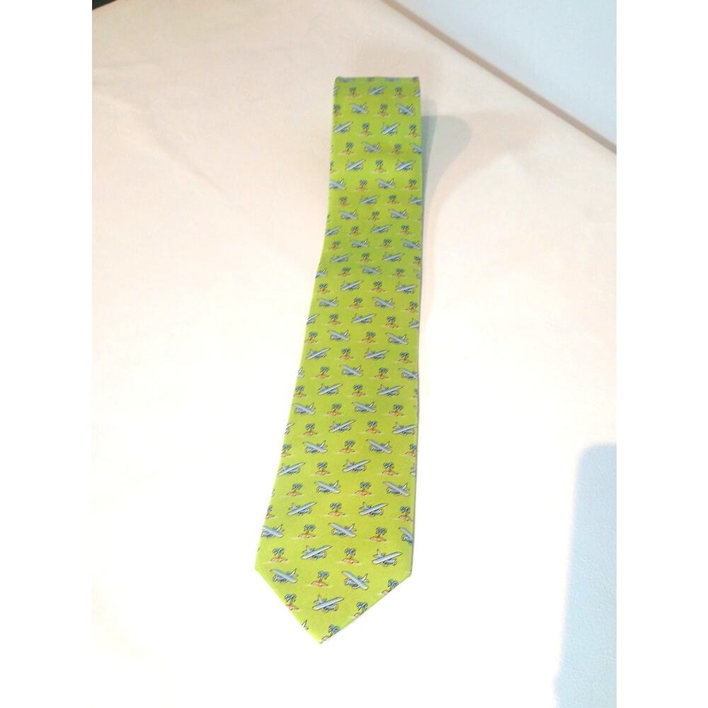 SERO LIME GREEN TIE AIRPLANES & PALM TREE ISLANDS 100% SILK